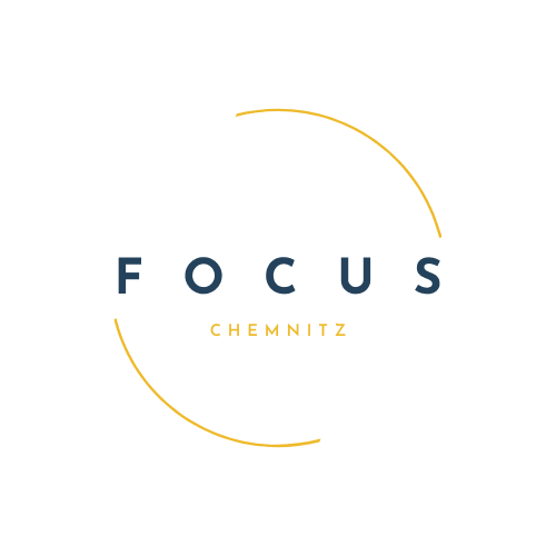 Focus Logo gold dunkelblau